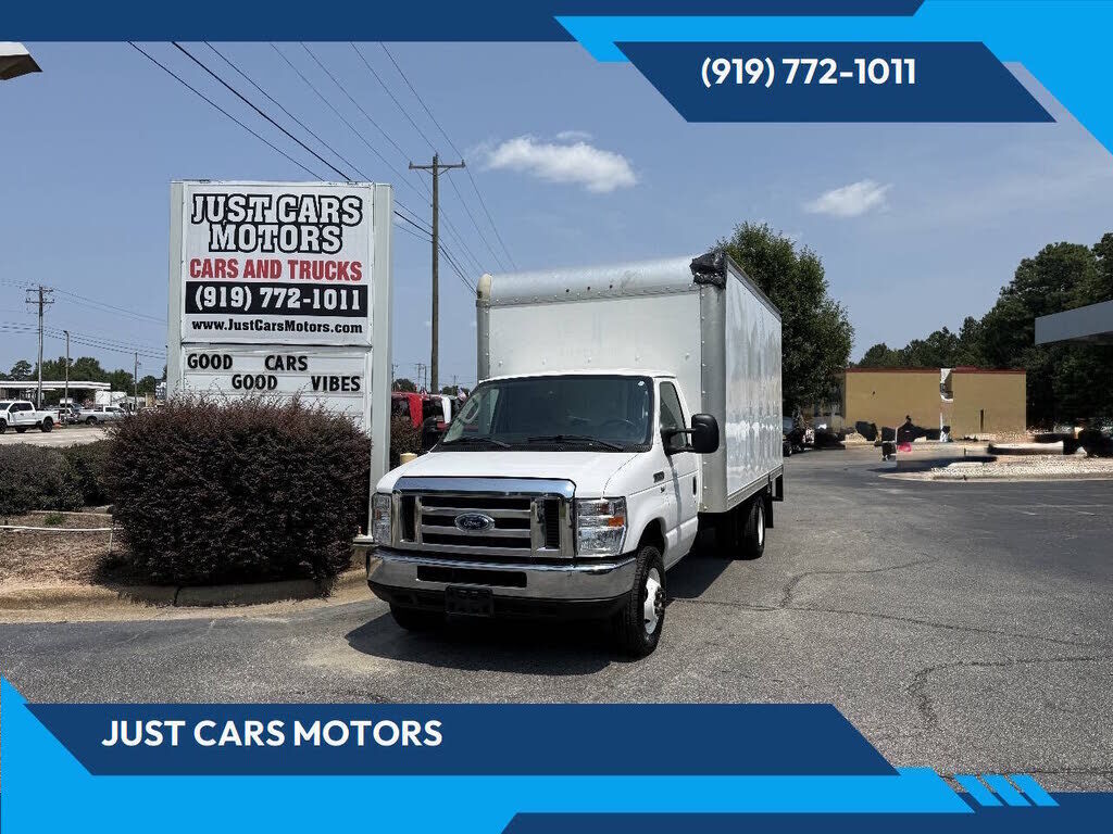 2018 FORD E-350