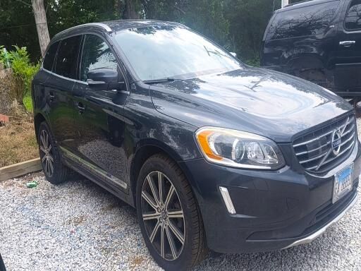 2015 VOLVO XC60