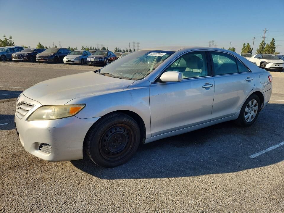 2010 TOYOTA Camry