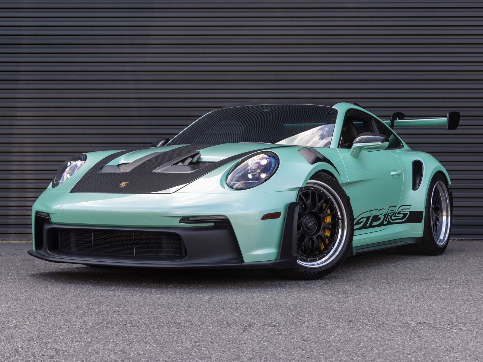 2024 PORSCHE 911