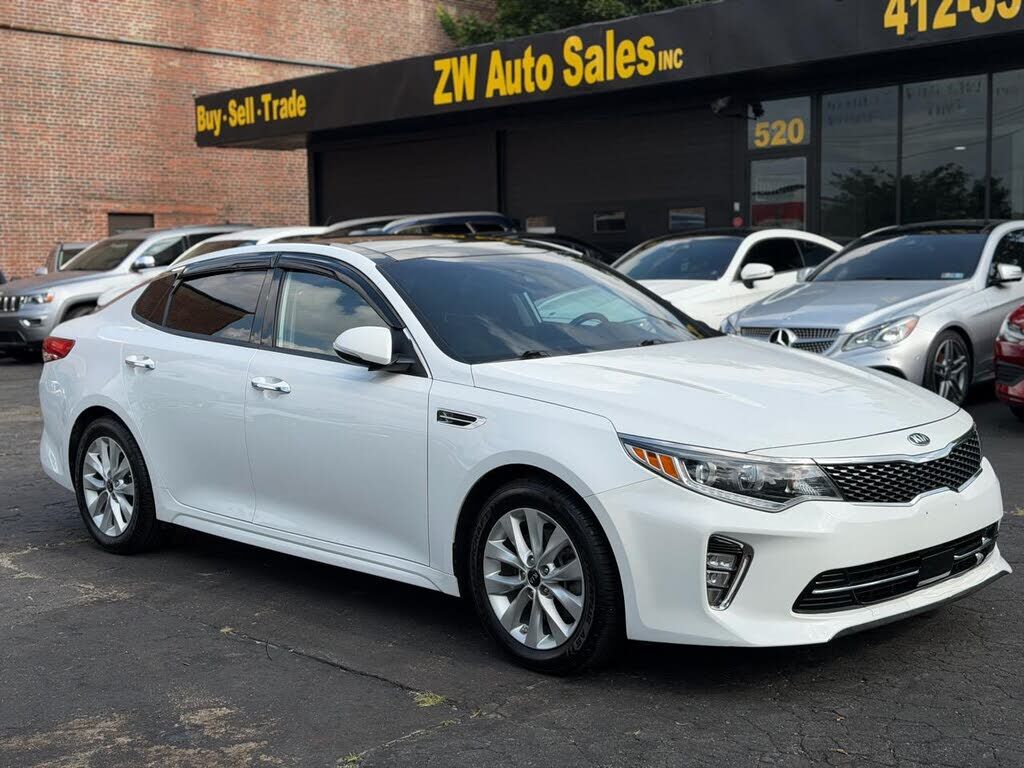 2018 KIA Optima
