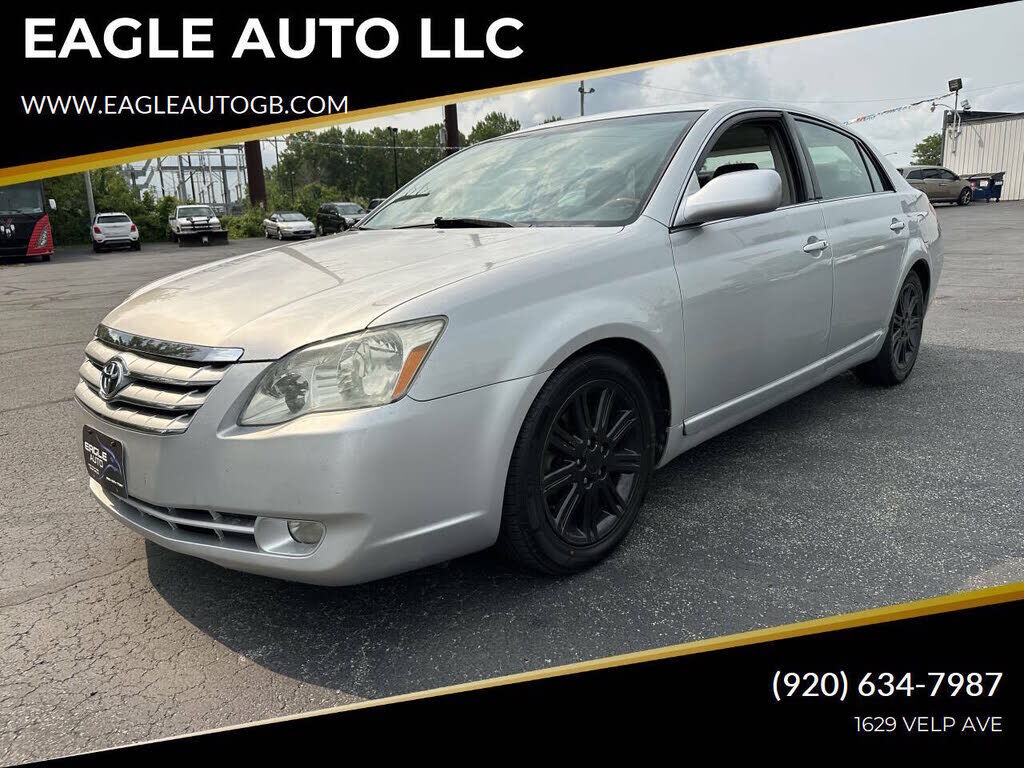 2005 TOYOTA Avalon