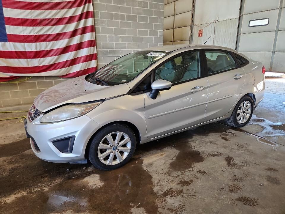 2011 FORD Fiesta