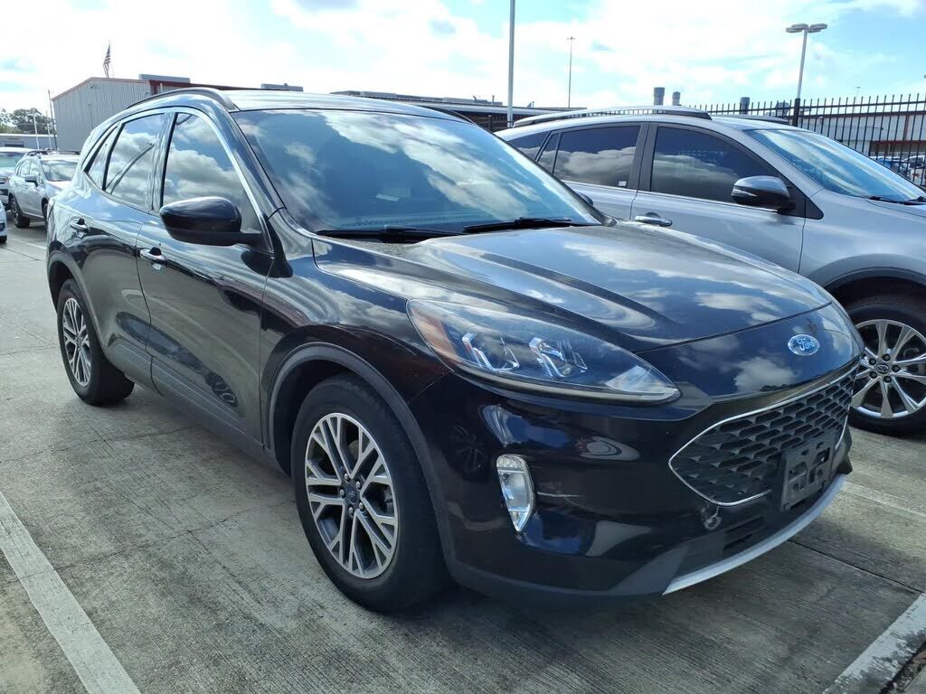 2021 FORD Escape