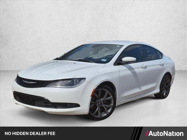 2015 CHRYSLER 200