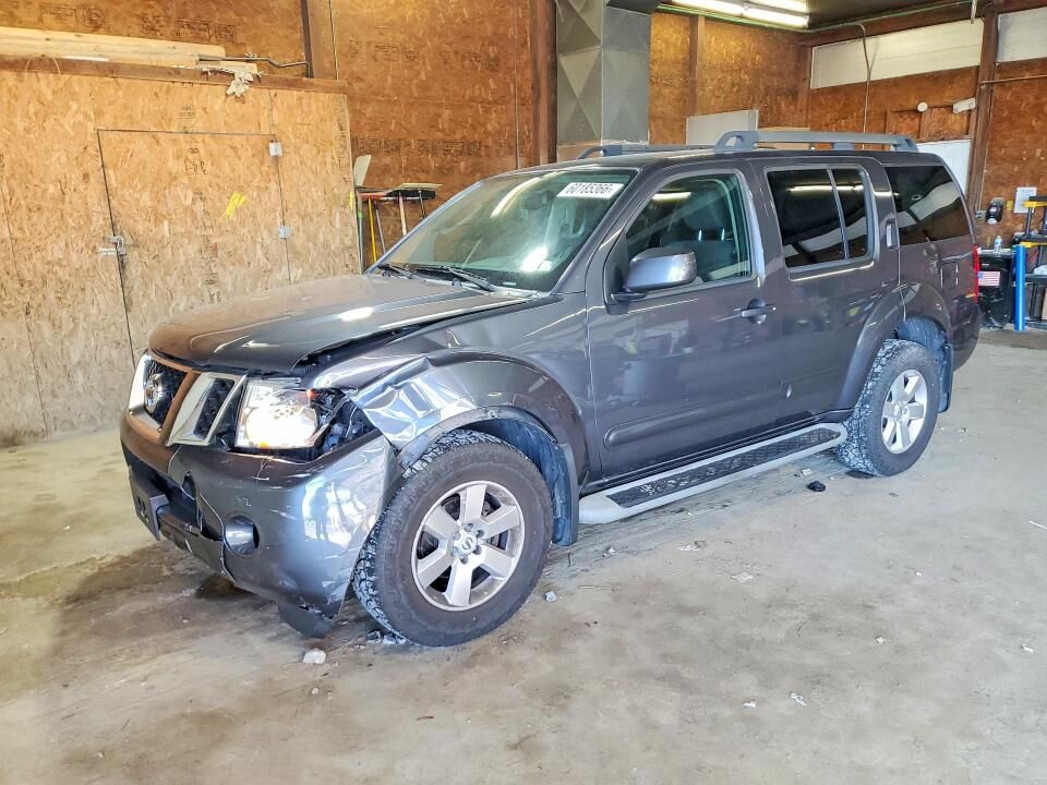 2012 NISSAN Pathfinder