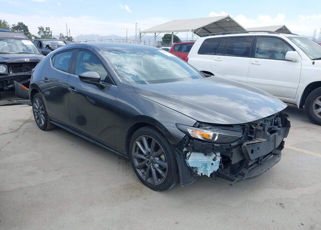 2021 MAZDA Mazda3
