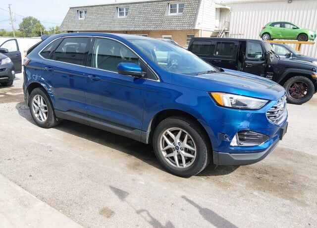 2022 FORD Edge