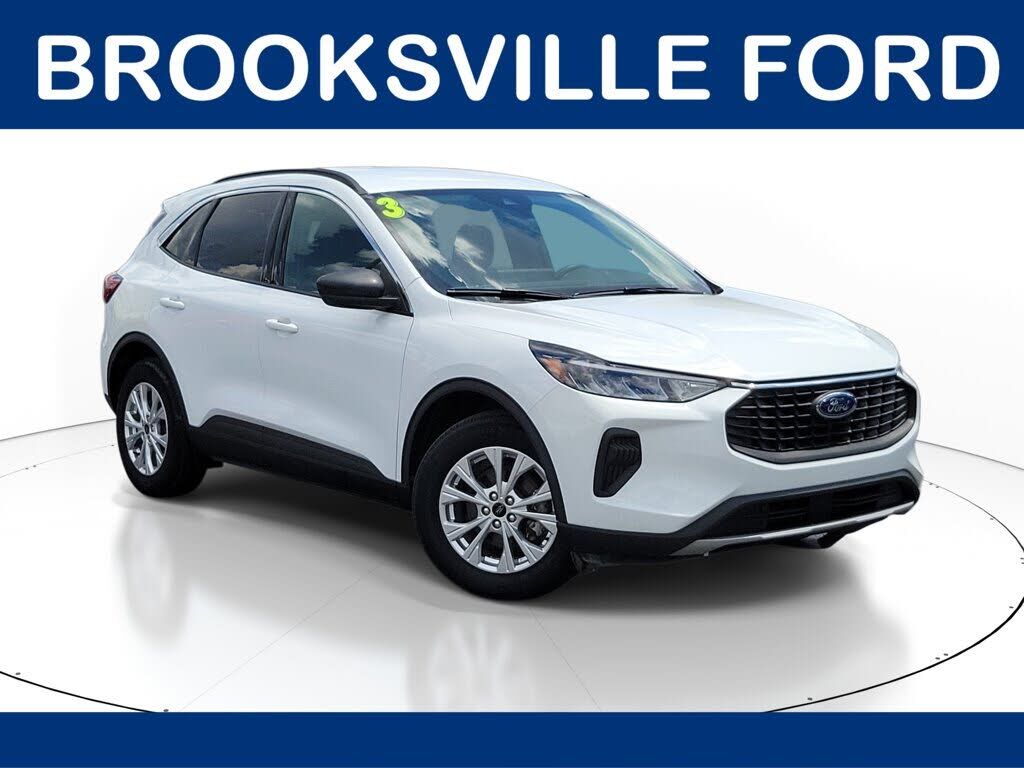 2023 FORD Escape