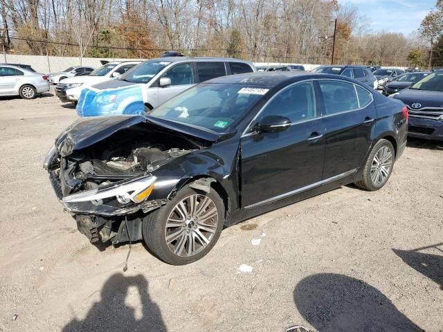 2016 KIA Cadenza