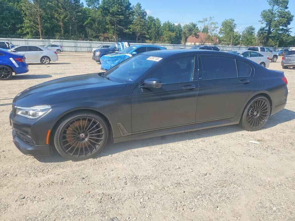 2019 BMW B7