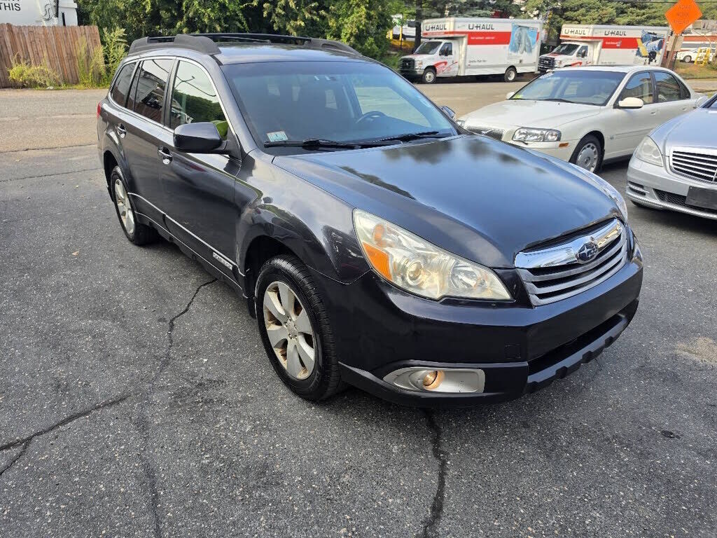 2011 SUBARU Outback