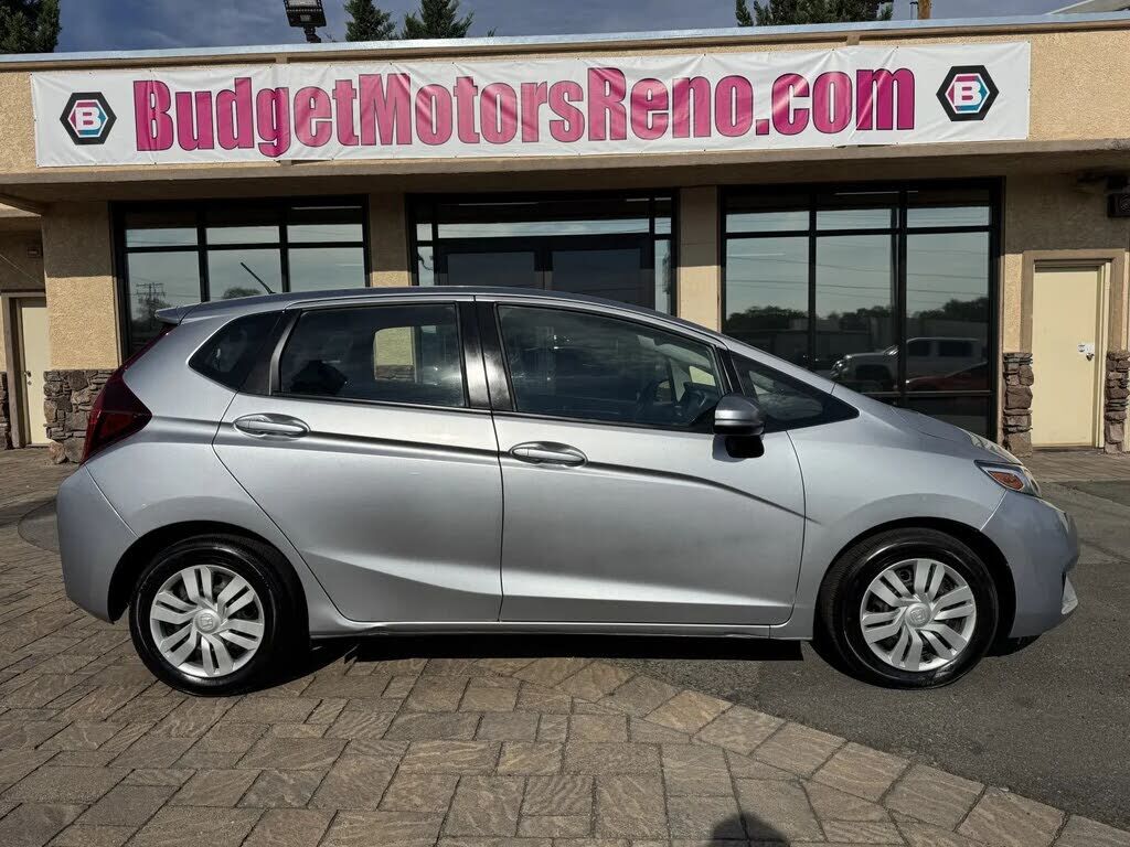 2017 HONDA Fit