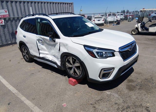 2019 SUBARU Forester