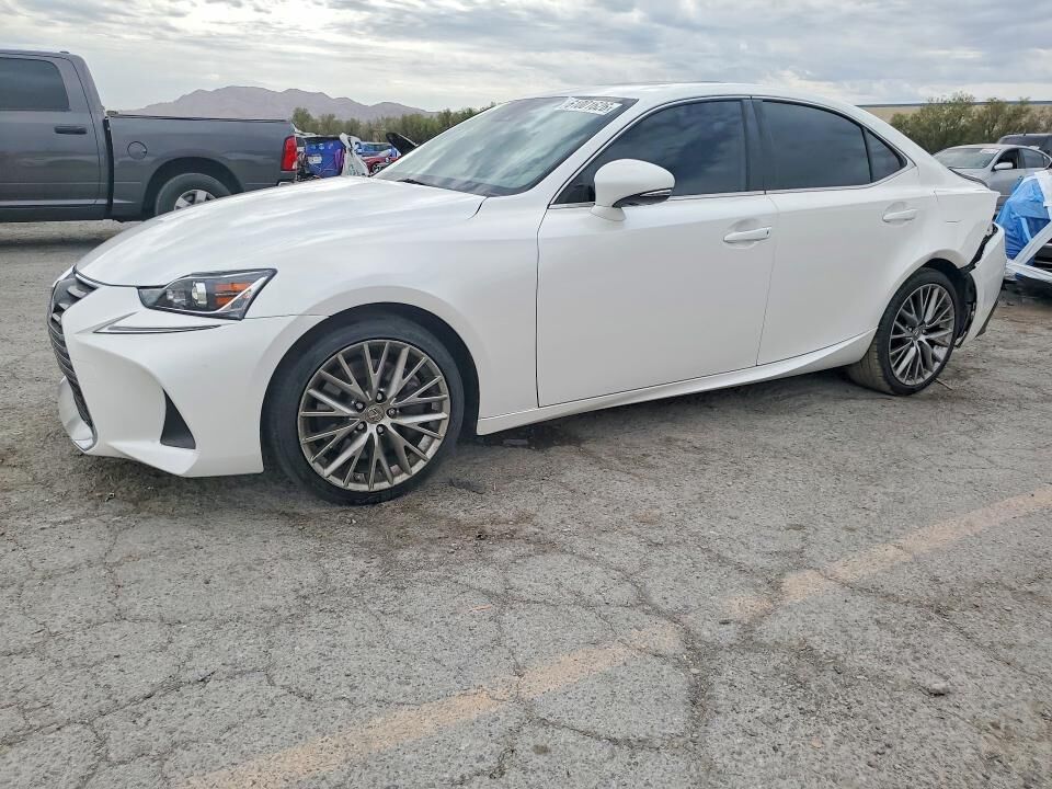 2017 LEXUS IS