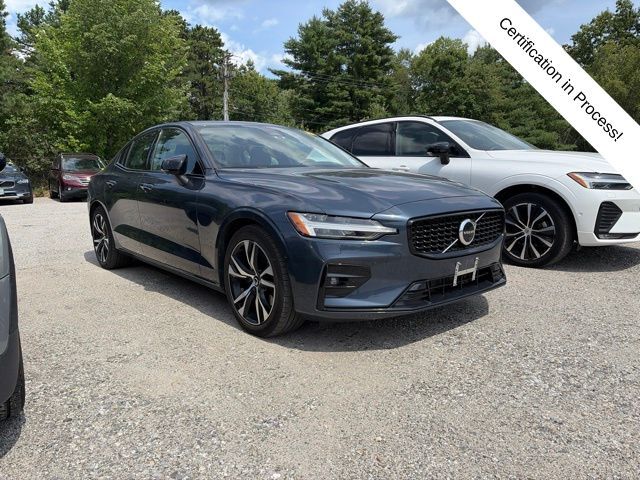 2023 VOLVO S60