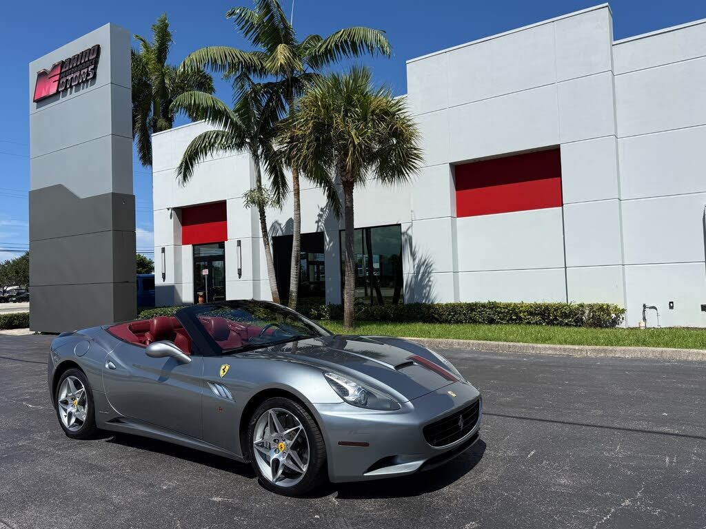 2010 FERRARI California