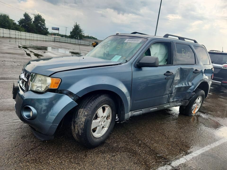 2010 FORD Escape
