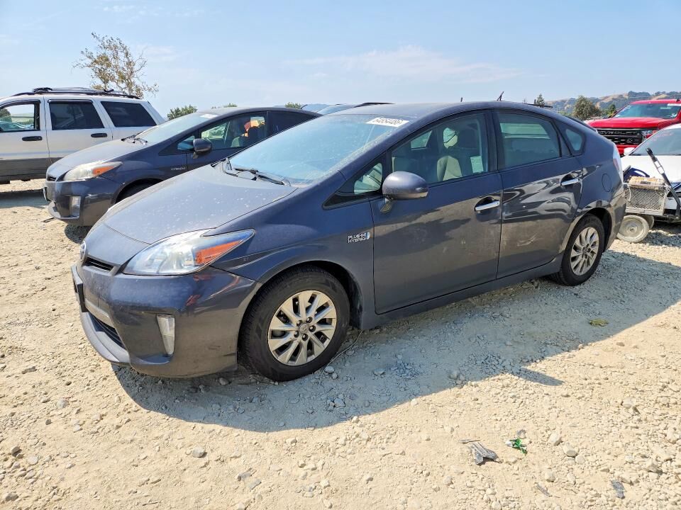 2014 TOYOTA Prius