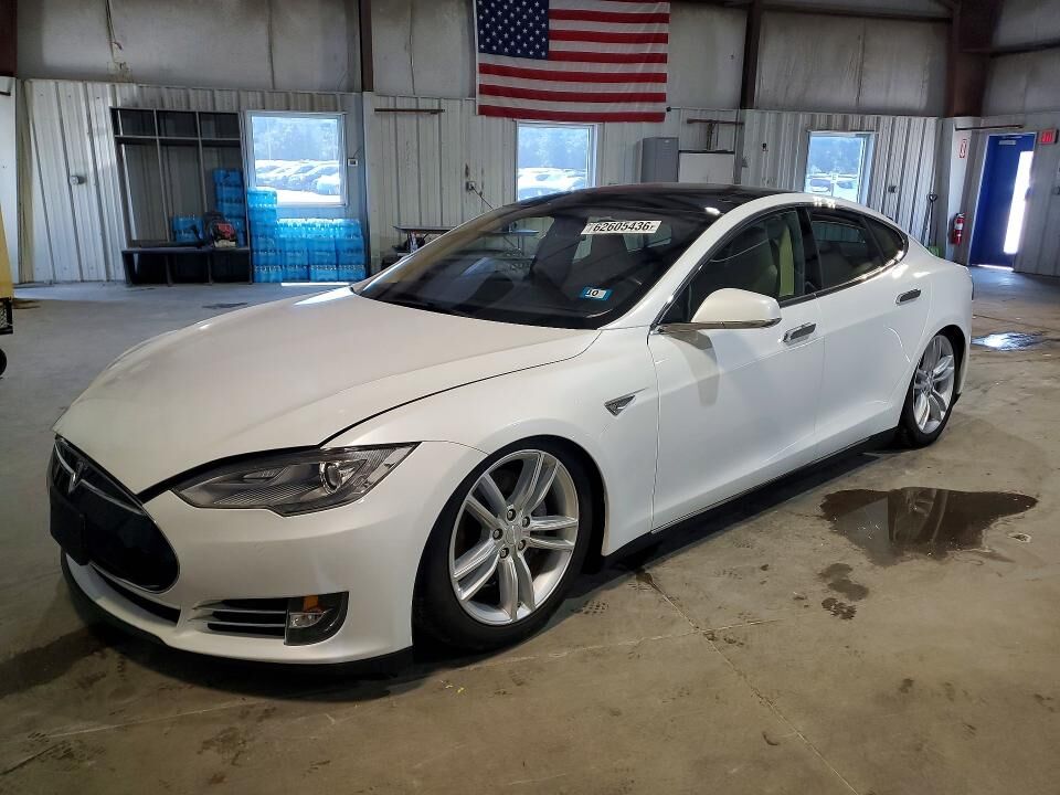2014 TESLA Model S