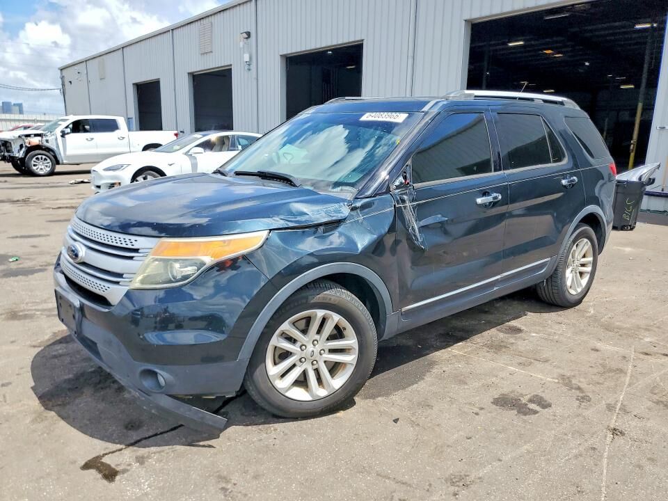 2014 FORD Explorer