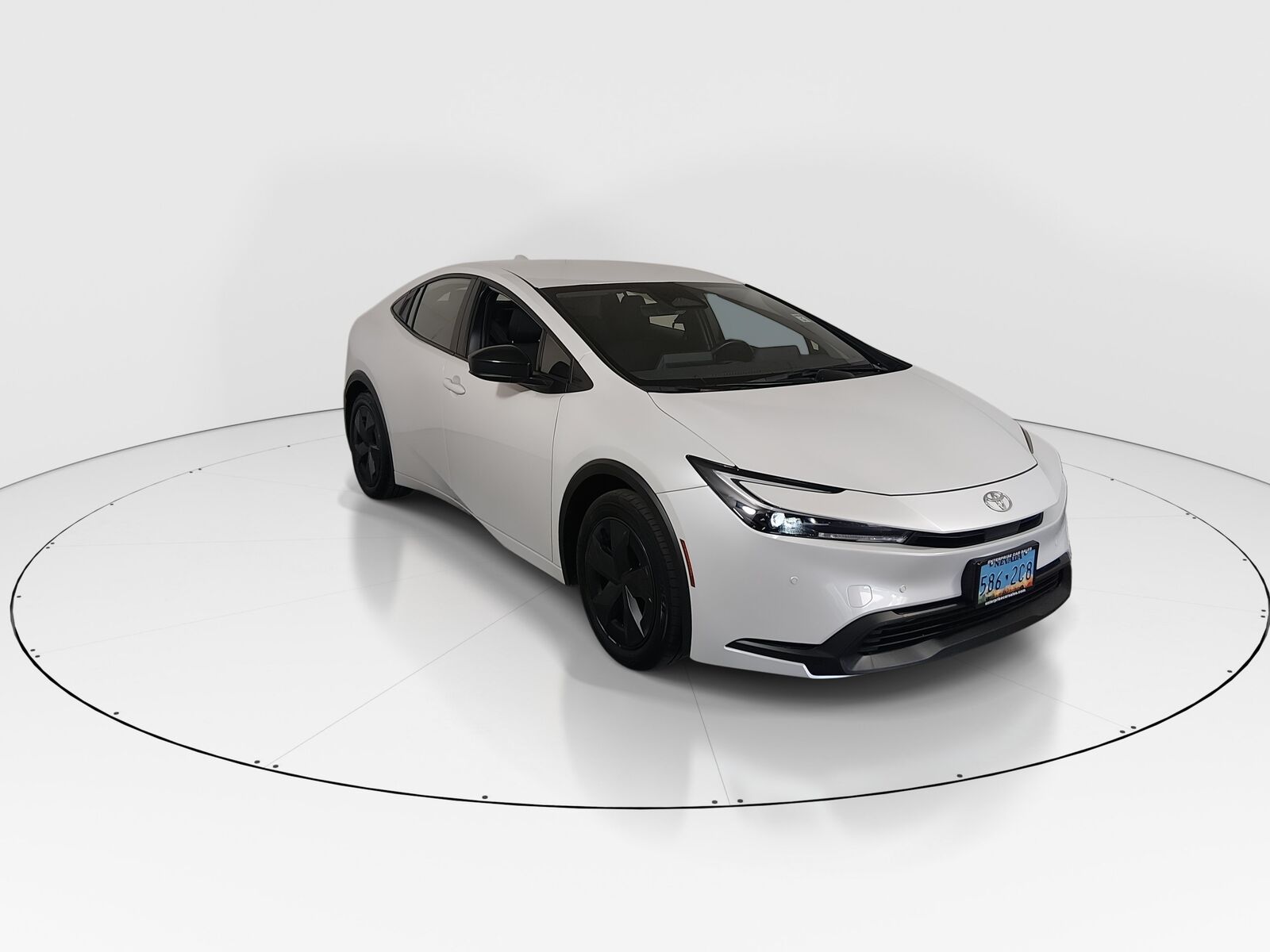 2025 TOYOTA PRIUS
