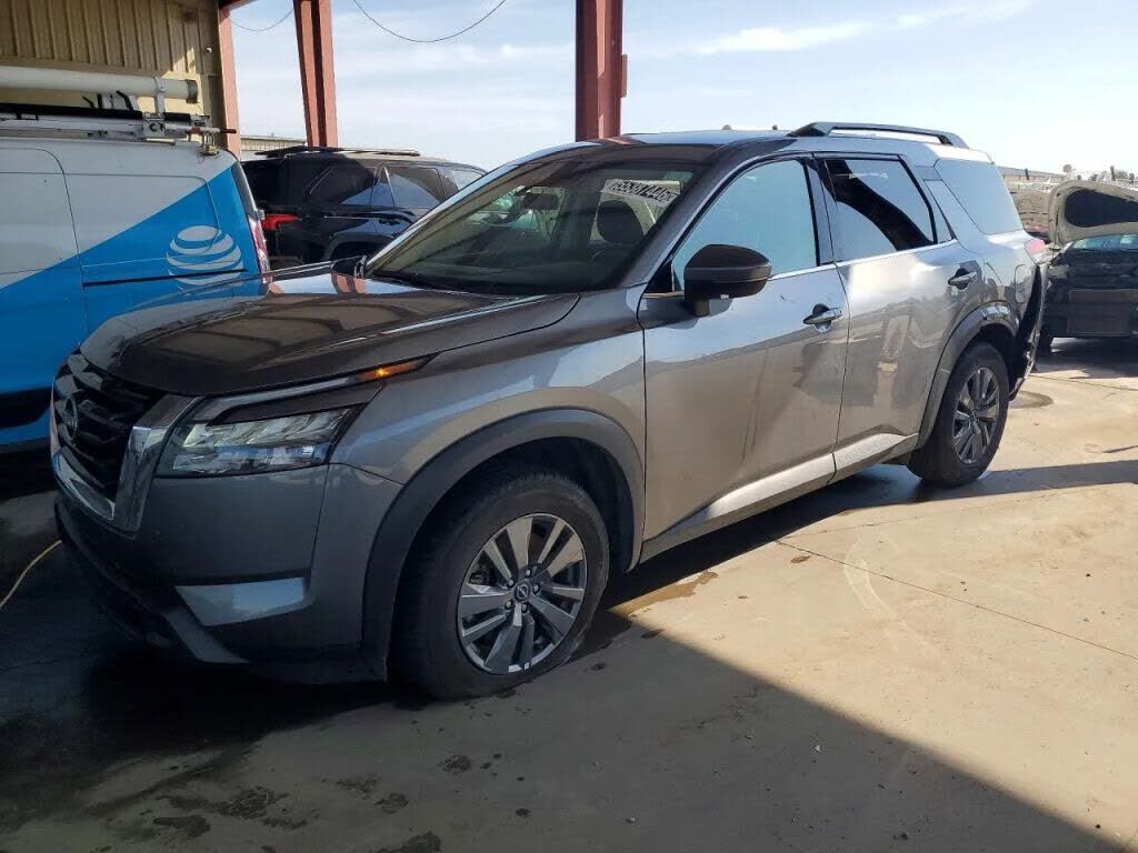 2024 NISSAN Pathfinder