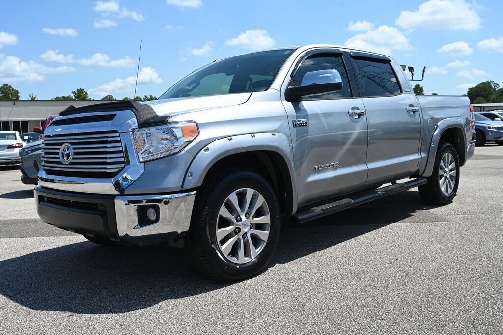 2017 TOYOTA Tundra