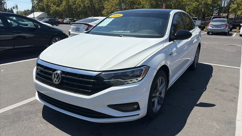 2019 VOLKSWAGEN Jetta