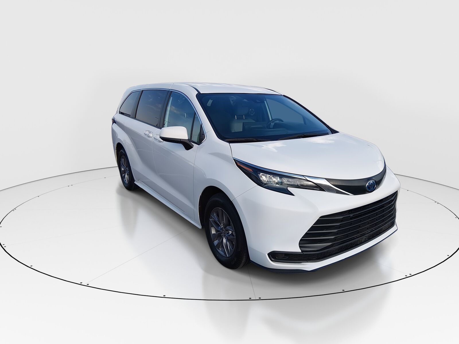 2025 TOYOTA Sienna