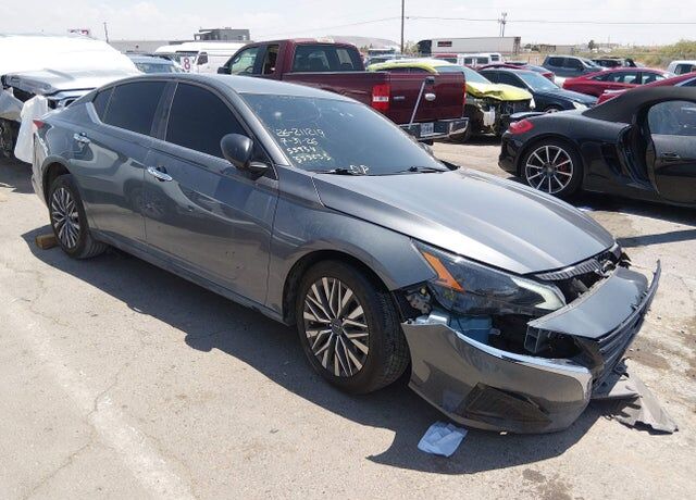 2025 NISSAN Altima