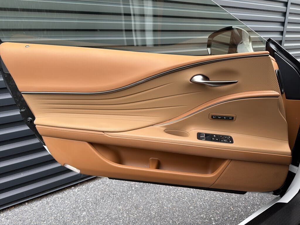 2024 LEXUS LC