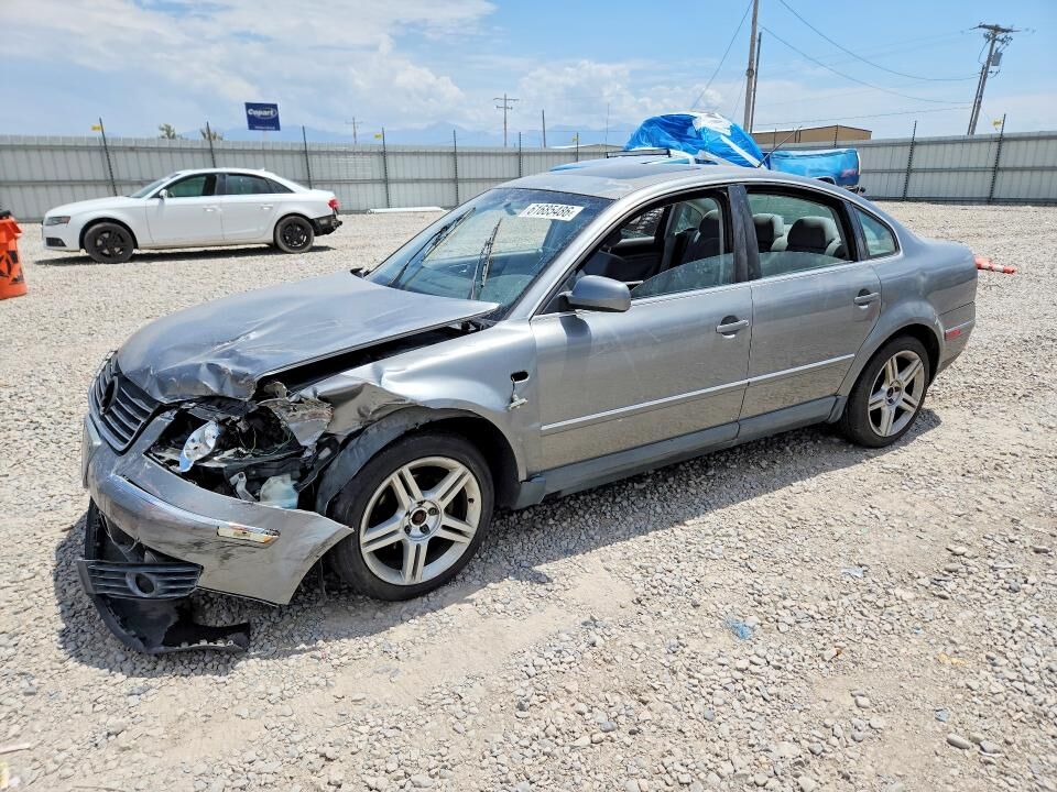 2004 VOLKSWAGEN Passat