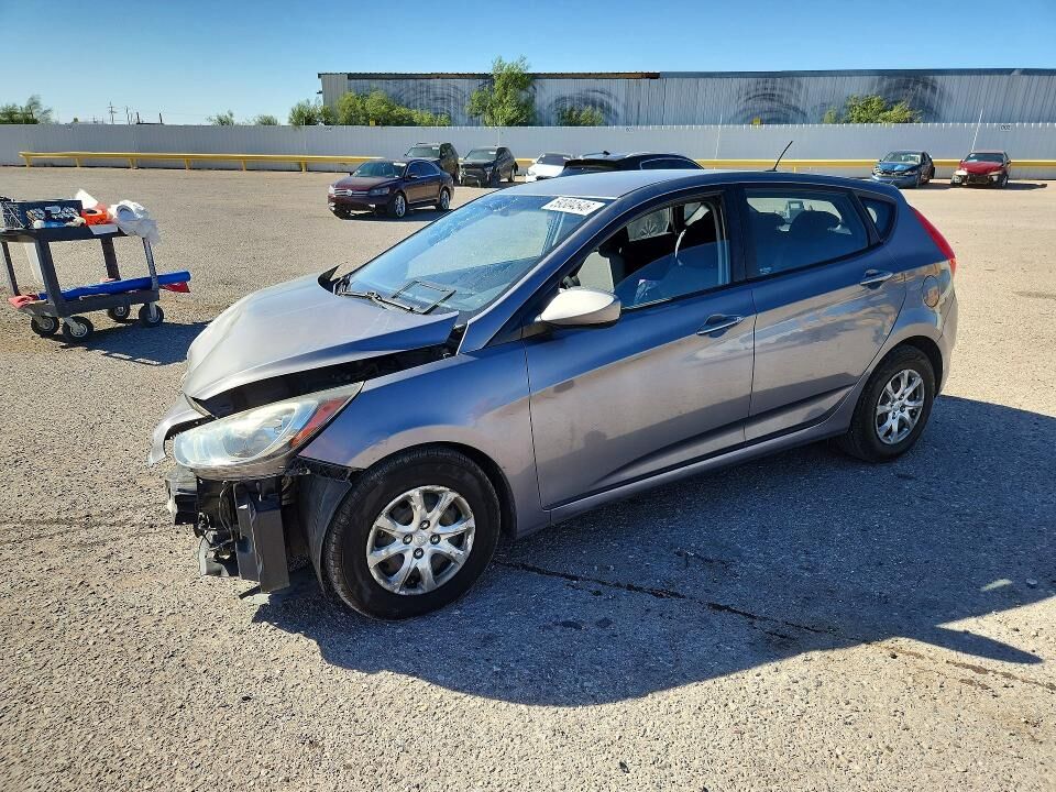 2014 HYUNDAI Accent