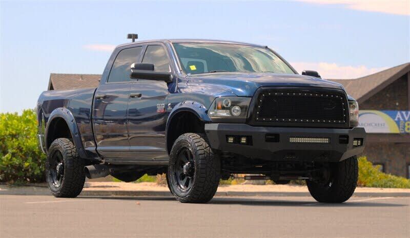 2012 DODGE Ram