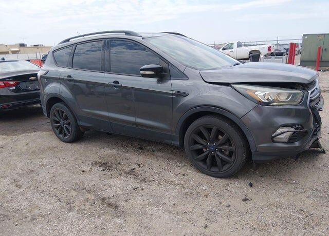 2017 FORD Escape
