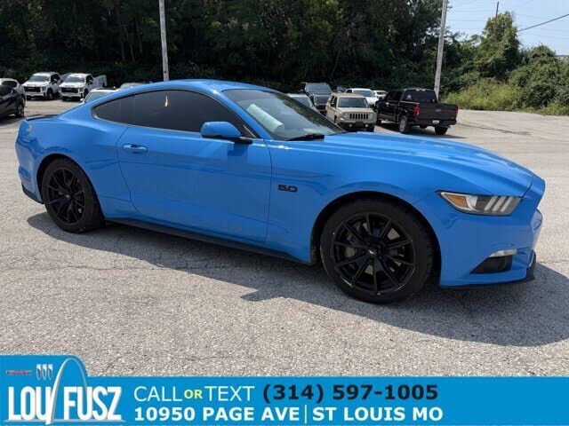 2017 FORD Mustang