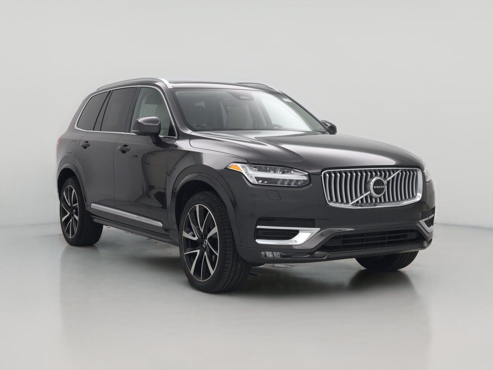 2023 VOLVO XC90
