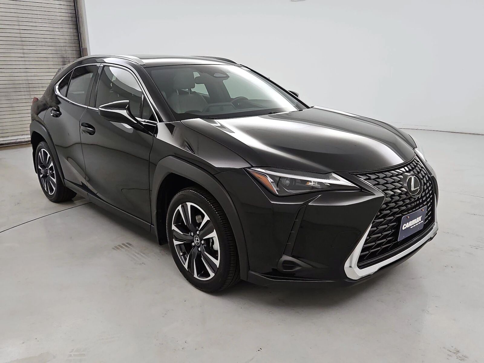 2025 LEXUS UX