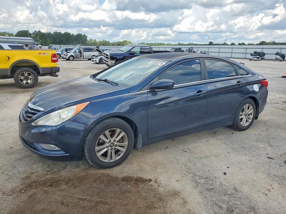 2013 HYUNDAI Sonata