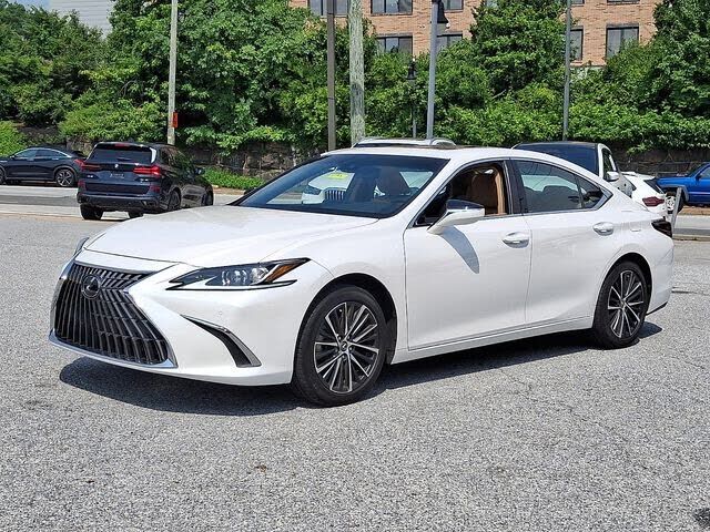 2024 LEXUS ES