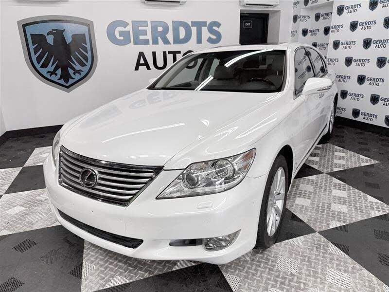 2010 LEXUS LS