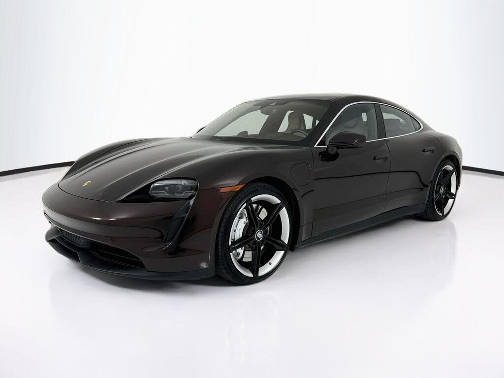 2023 PORSCHE Taycan