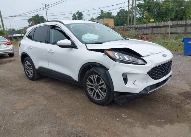 2021 FORD Escape