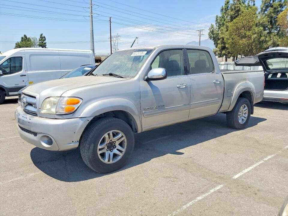 2004 TOYOTA Tundra