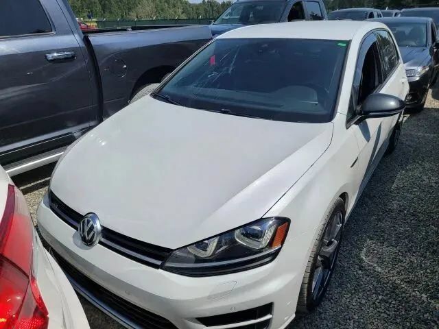 2017 VOLKSWAGEN Golf R