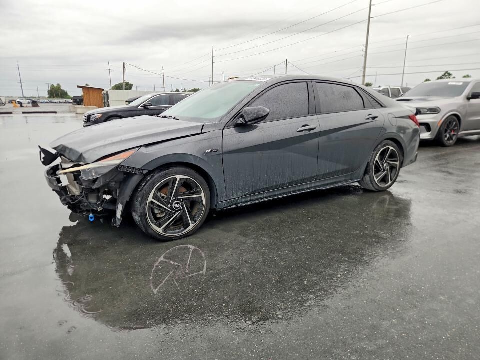 2023 HYUNDAI Elantra