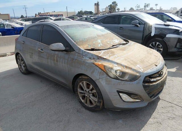 2014 HYUNDAI Elantra