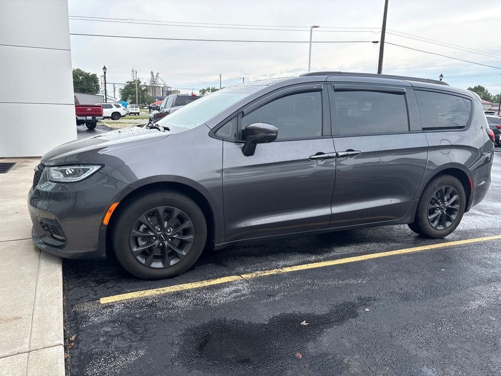 2021 CHRYSLER Pacifica