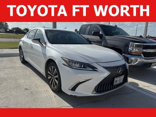 2021 LEXUS ES